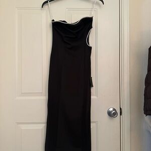 Lulu's Black Strapless Dress